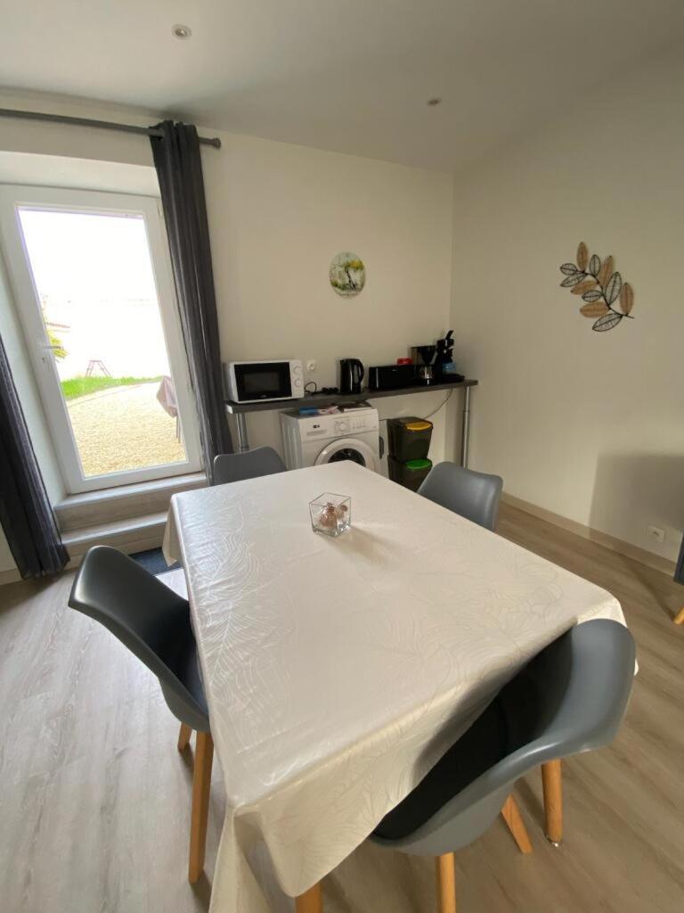 Maison Centre Bourg Villedoux Bagian luar foto